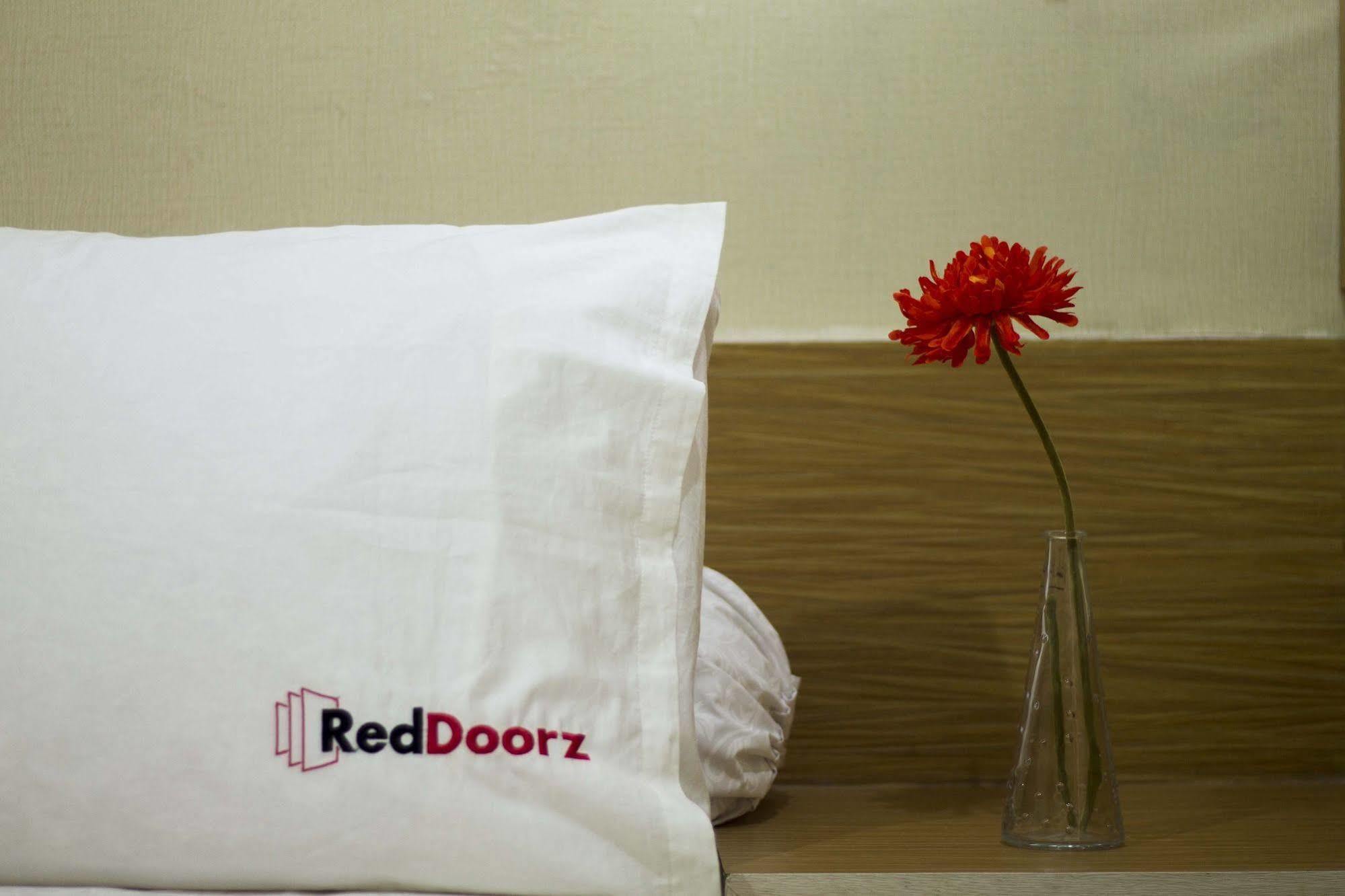 Reddoorz @ Pantai Cemara Sanur 호텔 외부 사진